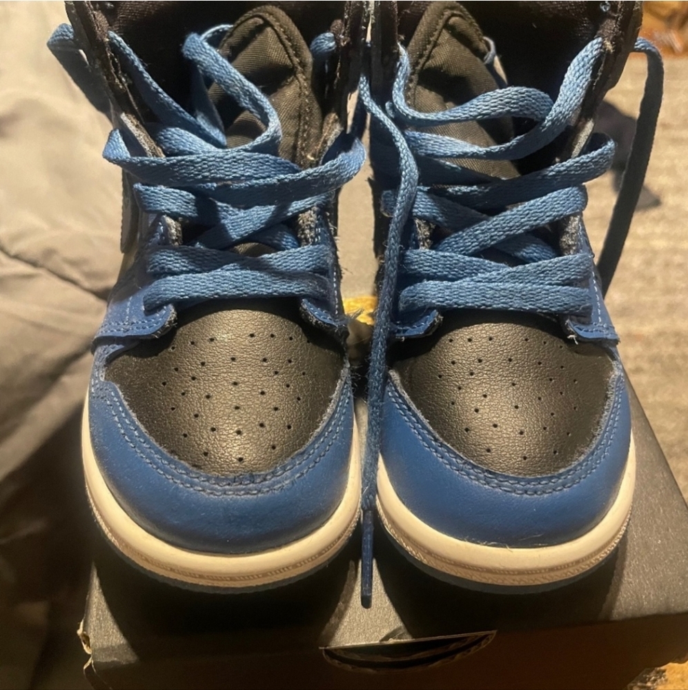 Jordan 1 high 9